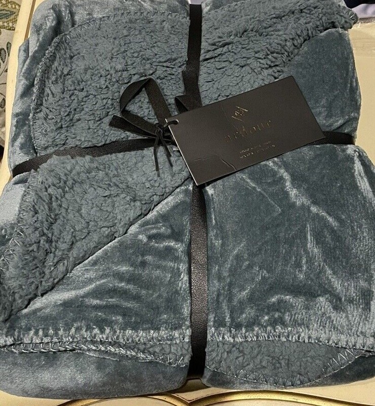 Ardour Luxary Berber Throw/ Reversible / Any Time Throw / Super Soft/ 6 Colors! gallery