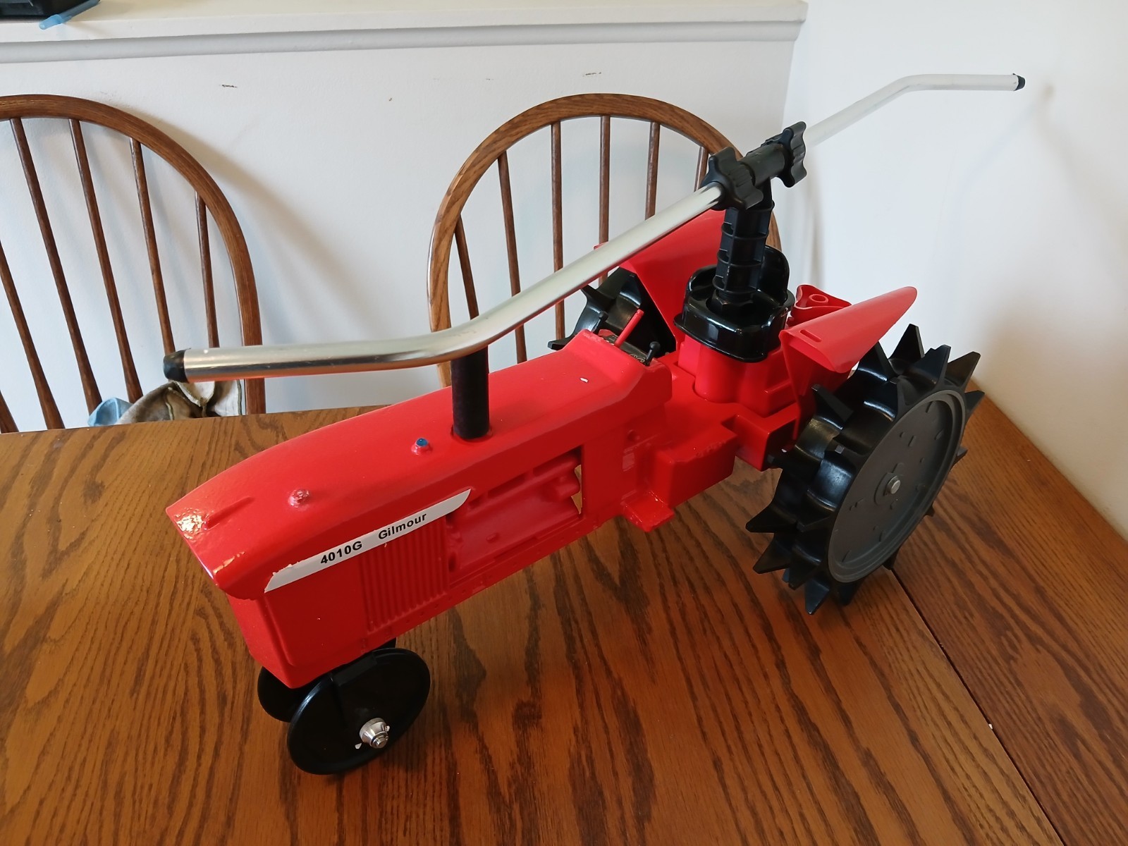 Gilmour Lawn Tractor Sprinkler 4010G New Opened Box gallery