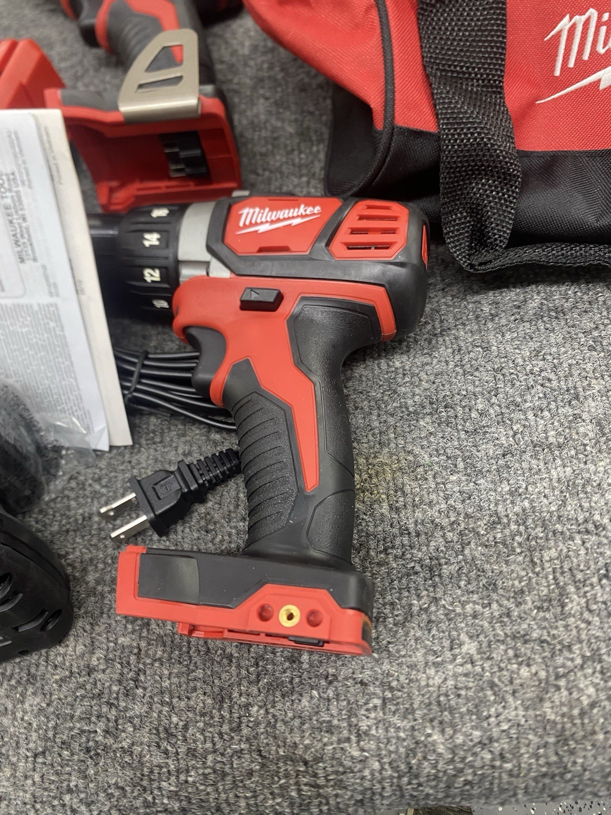 Milwaukee M18 2691-22 2-Tool Combo Kit Lithium-Ion 18V - NEW OPEN BOX gallery