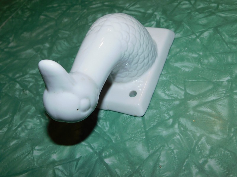GOOSE DUCK HEAD WALL HOOK CERAMIC KITCHEN TOWEL APRON HOLDER COUNTRY VTG gallery