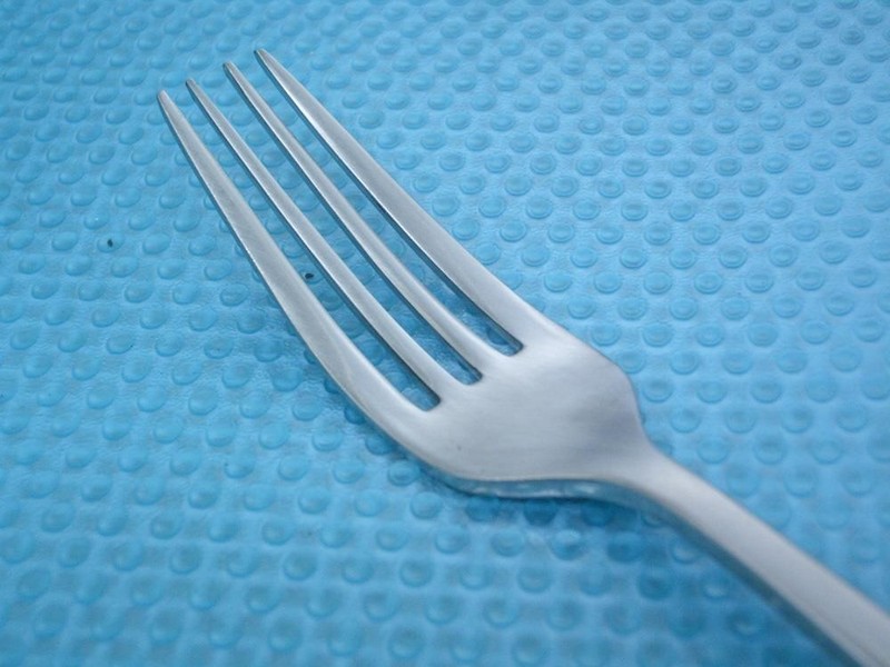 Reed & Barton BARCLAY Glossy Dinner Fork 7 5/8" Stainless 18/8 Flatware gallery