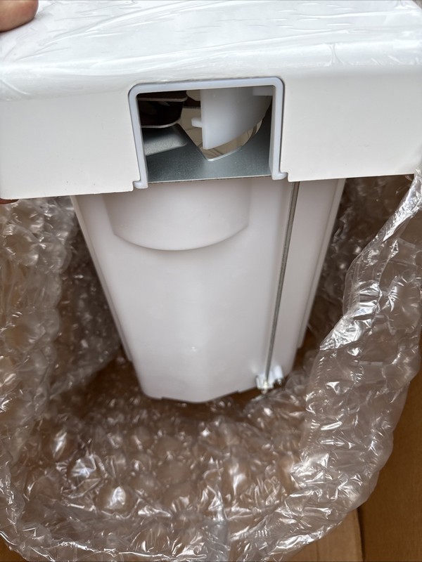 Frigidaire Ice Bin Assembly - White (241860803) gallery