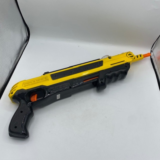 Bug-A-Salt Rifle Original Salt Gun Kills Flying Insects Bugs Black Yellow gallery