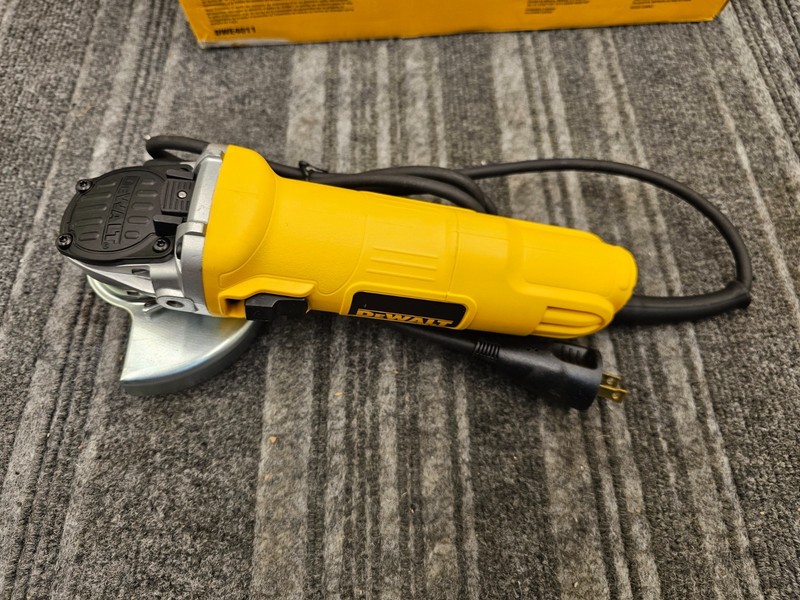 DEWALT DWE4011 18V Small Angle Grinder w/ One-Touch Guard 4-1/2" gallery