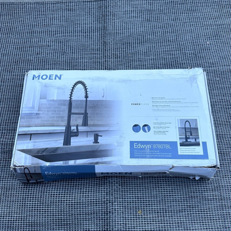 Moen Edwyn 87807BL Pre-Rinse Pulldown Kitchen Faucet Power Clean Matte Black gallery