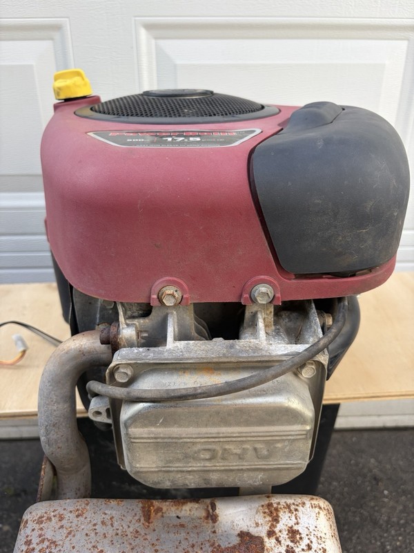 BRIGGS & STRATTON 17.5 HP PowerBuilt 500cc Good Running Engine gallery