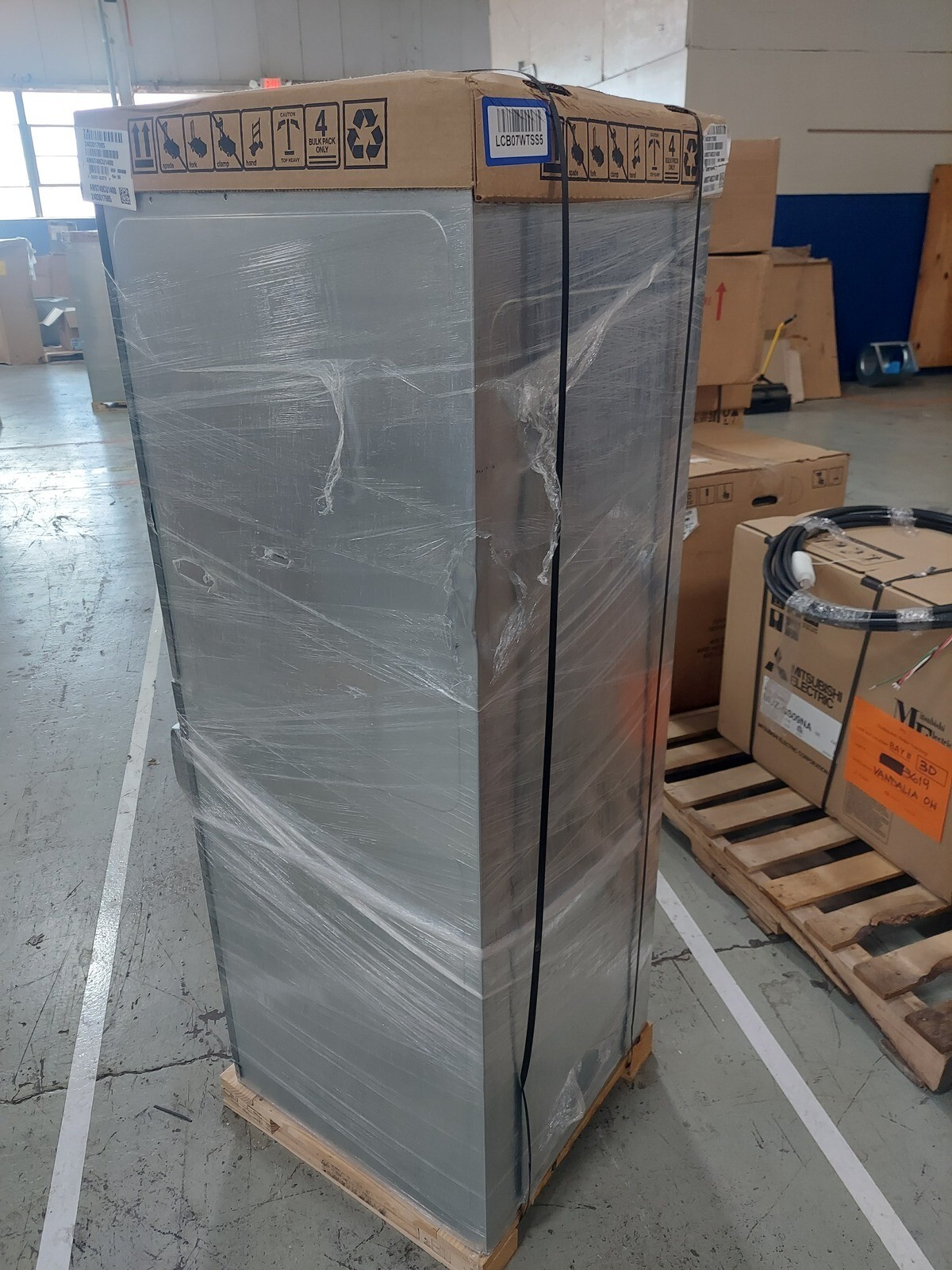 Goodman 4 TON Multi-Positional Air Handling Unit, AMST48CU1400, Scratch & Dent gallery