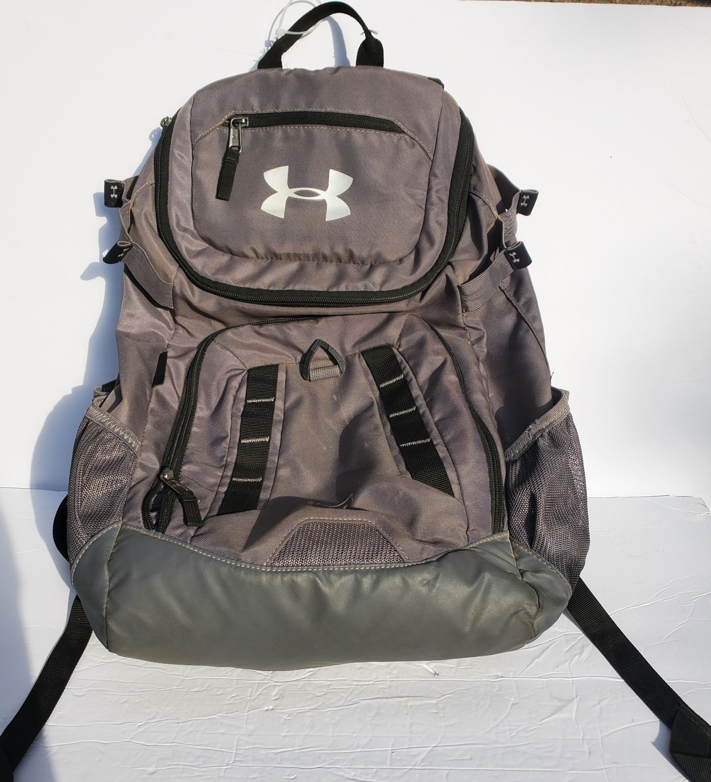 Under Armour Gray Hiking Backpack 5 Pockets Polyester Nylon Adjustable Straps