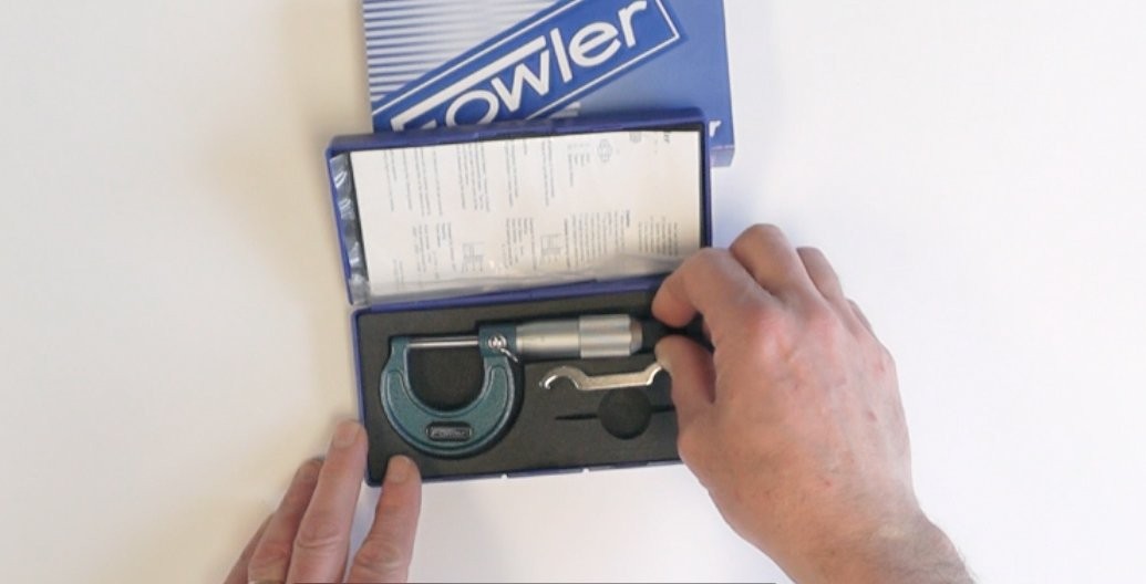 52-240-001-1, Outside Inch Micrometer with 0-1" Measuring 0-1 inches gallery