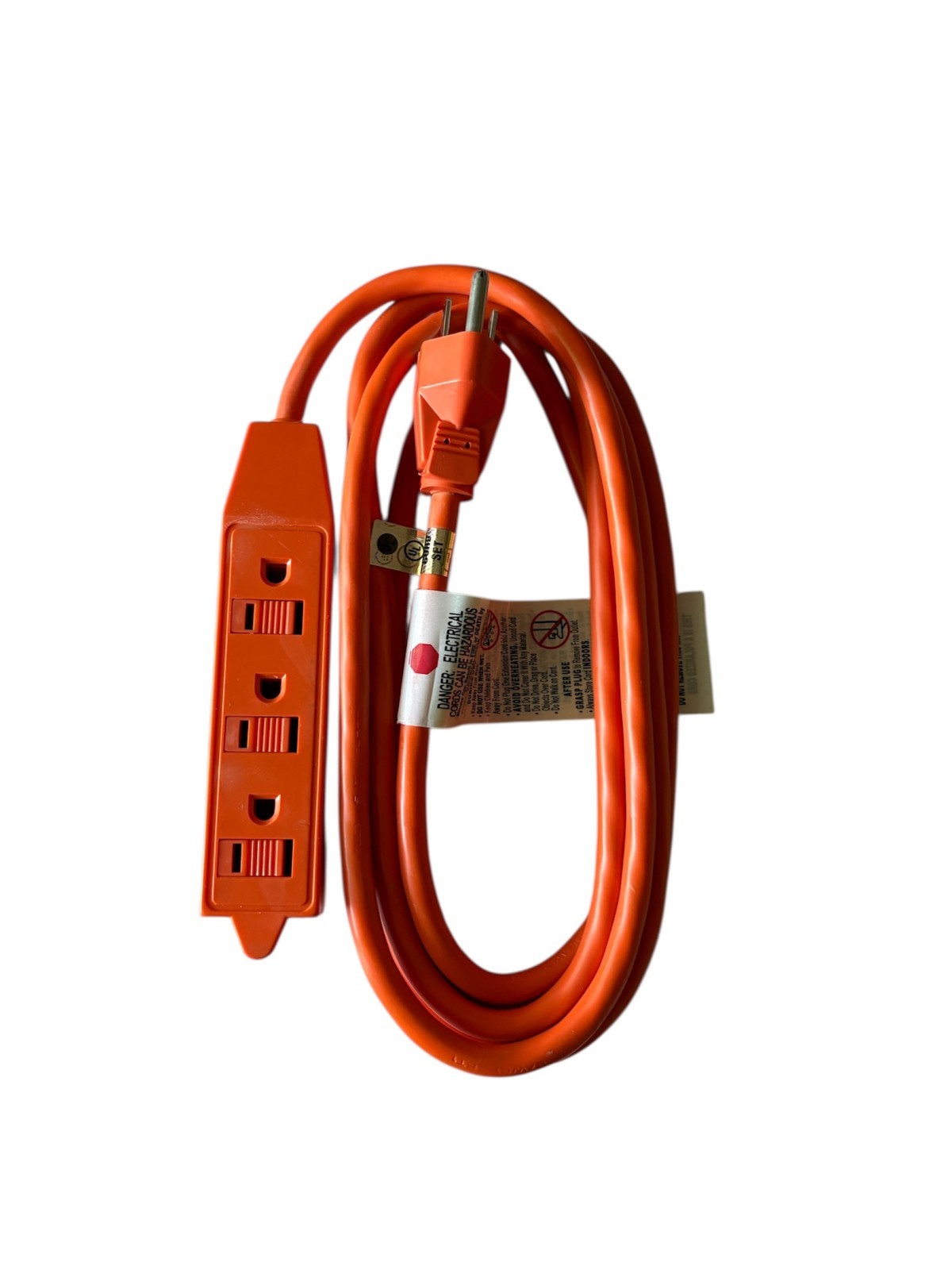 8Ft Triple Outlet Extension Cord, UL Listed, 16/3 SJTW, 13A/125V/1625W gallery