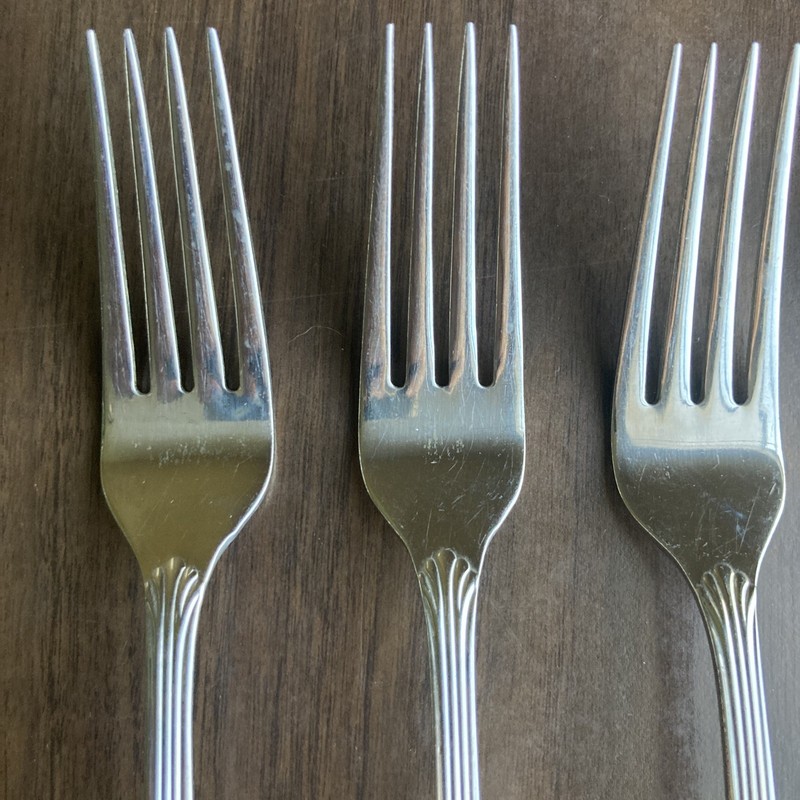 Set 4 Gorham Grande Quintette Pattern 18/8 Stainless Steel Dinner Forks 8 1/8" gallery