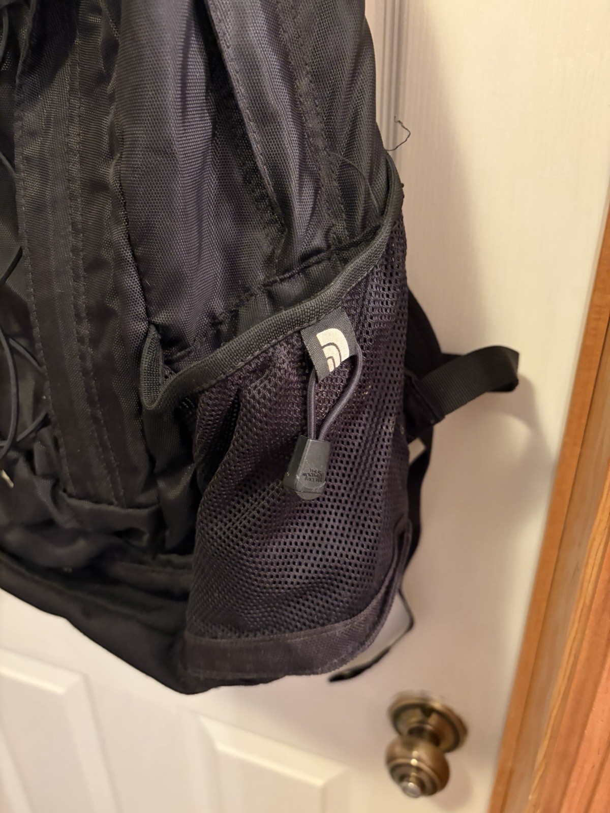 The North Face Black Jester Backpack Mesh Side Pockets Padded Straps Zip Closure 5