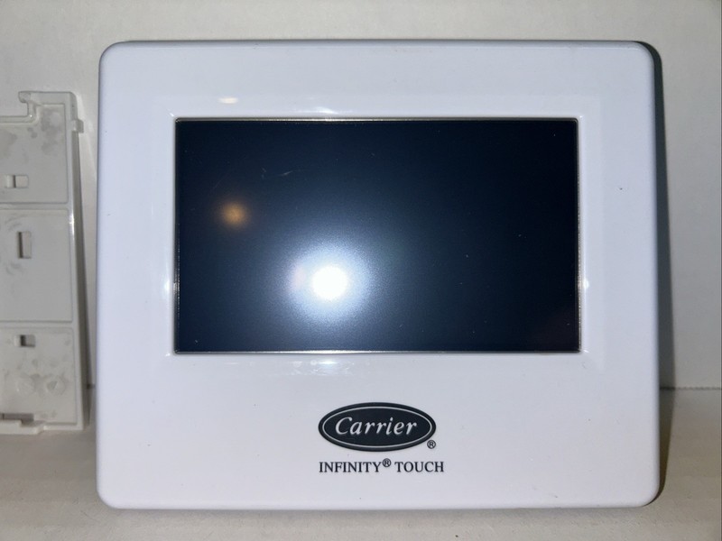 Carrier Programmable Thermostat Infinity SYSTXCCITC01-A Version 11 (T5) gallery