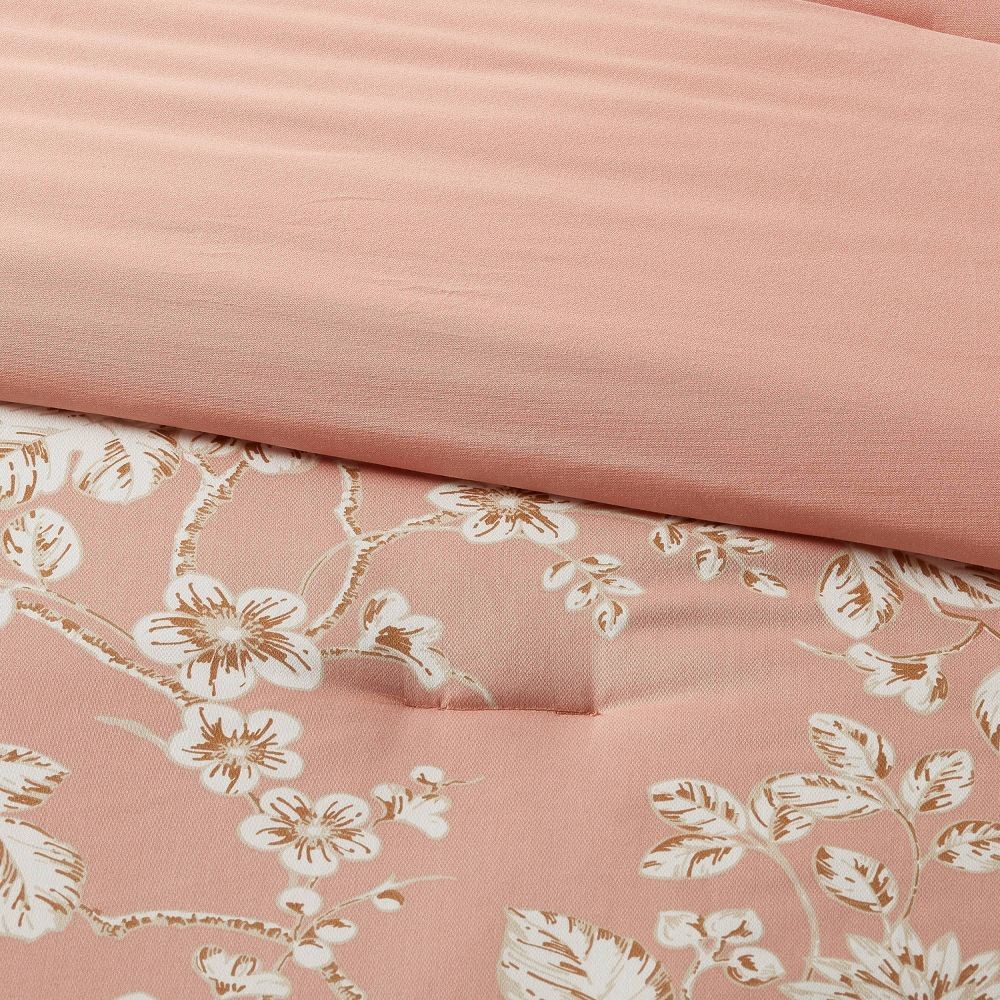 Full/Queen Traditional Floral Print Comforter and Sham Set Light Pink - gallery