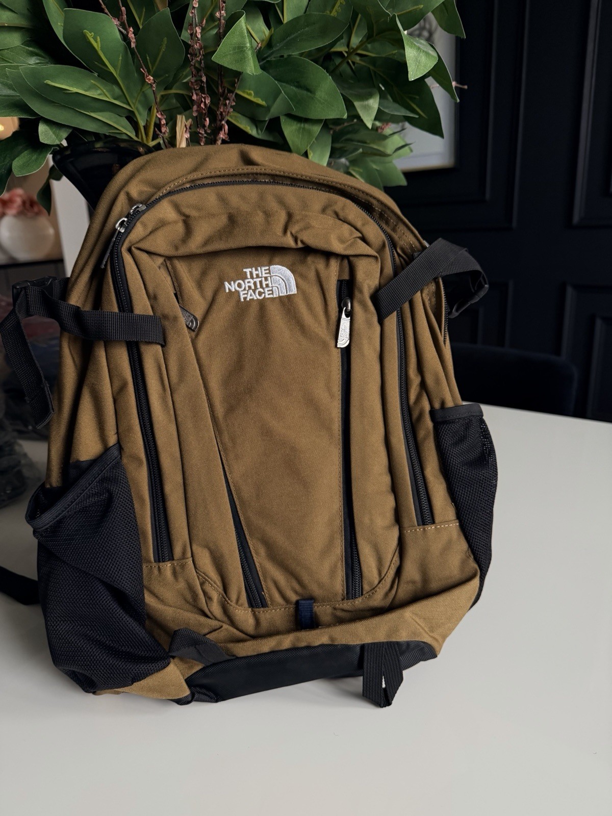 North Face Single Shot Backpack – Durable Every day, Work, School & Hiking Pack 5