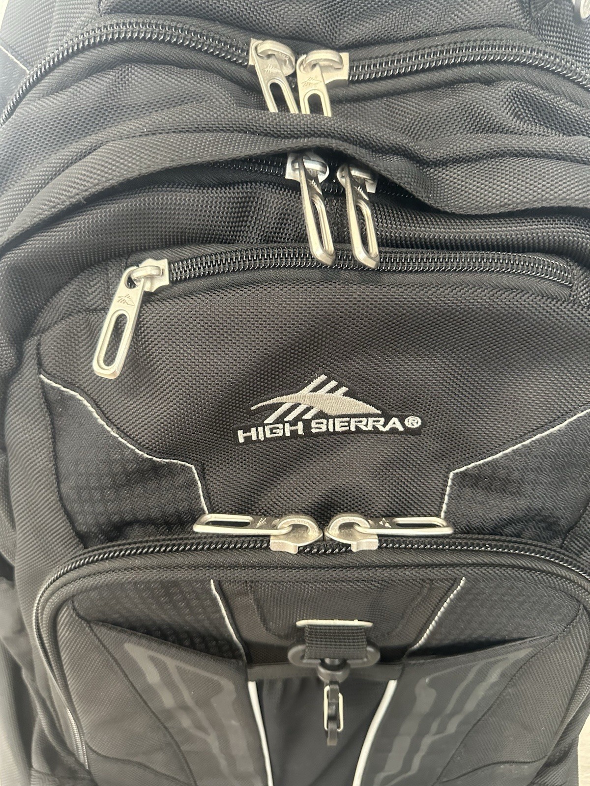 High Sierra XBT Wheeled Daypack 2