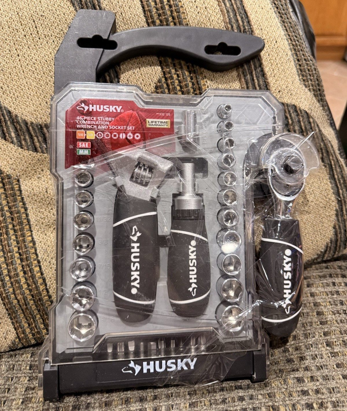 Husky 46-Piece Stubby Ratcheting Wrench & Socket Set 1/4in H46PCSTS gallery