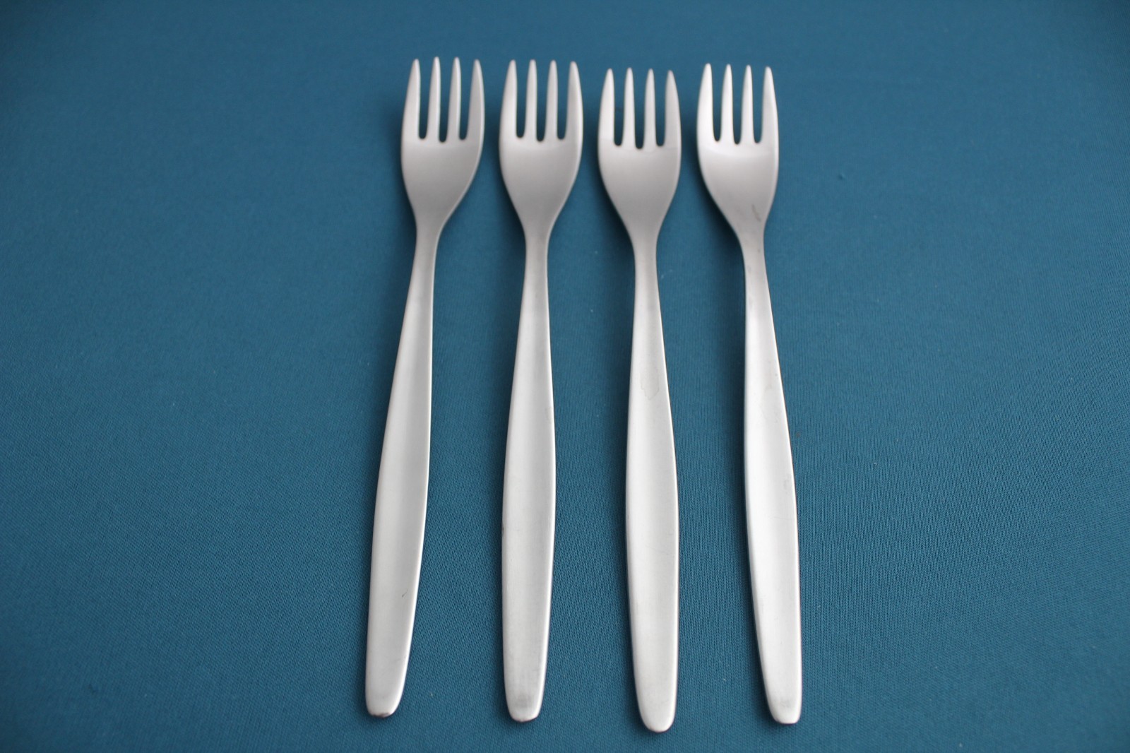 WMF Cromargan LAUREL Salad Forks (Set of 4) Triangle Germany 7" gallery