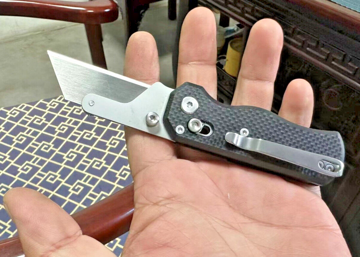 NEW Spring4th Sling Cutter Box cutter knife with button lock action. 440, G10 gallery