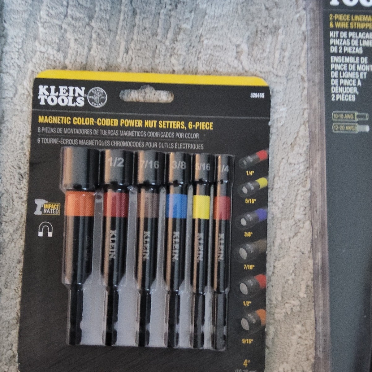 Klein Tools CL390 6pc Tool Set Clamp Meter + Wire Stripper + Pliers + Cutters gallery