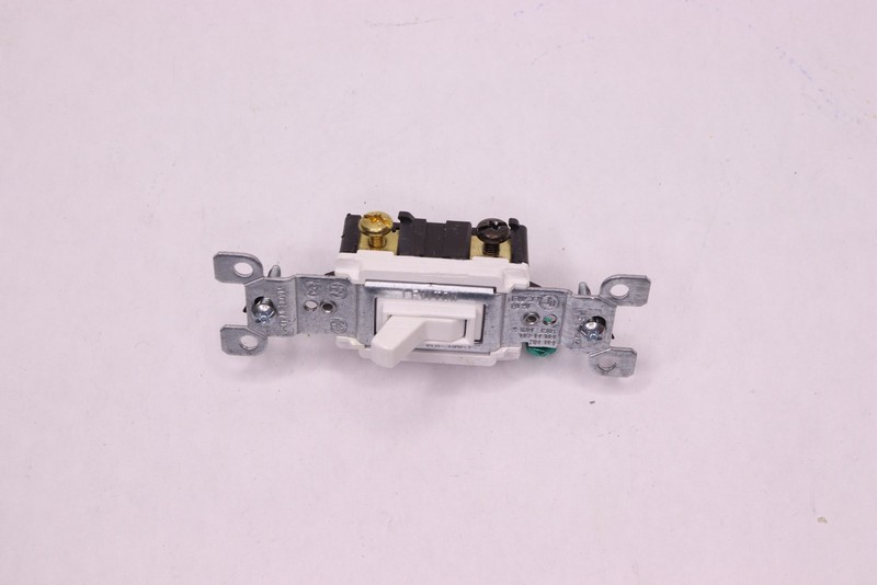 Leviton 15 Amp 3-Way Toggle Switch, White gallery
