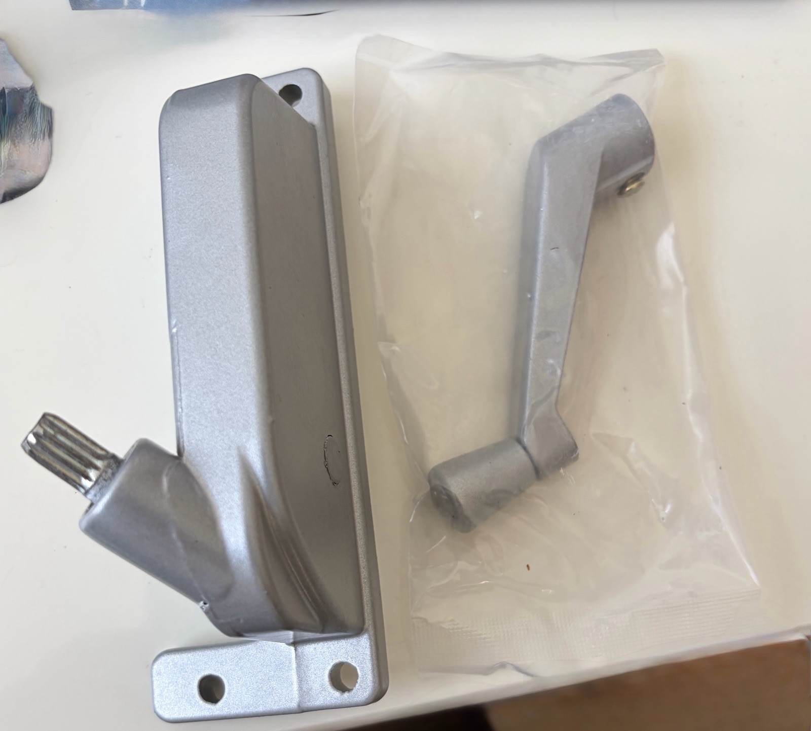Corrosion Resistant Awning Window Operator - Right-Hand with Easy Crank Handle gallery
