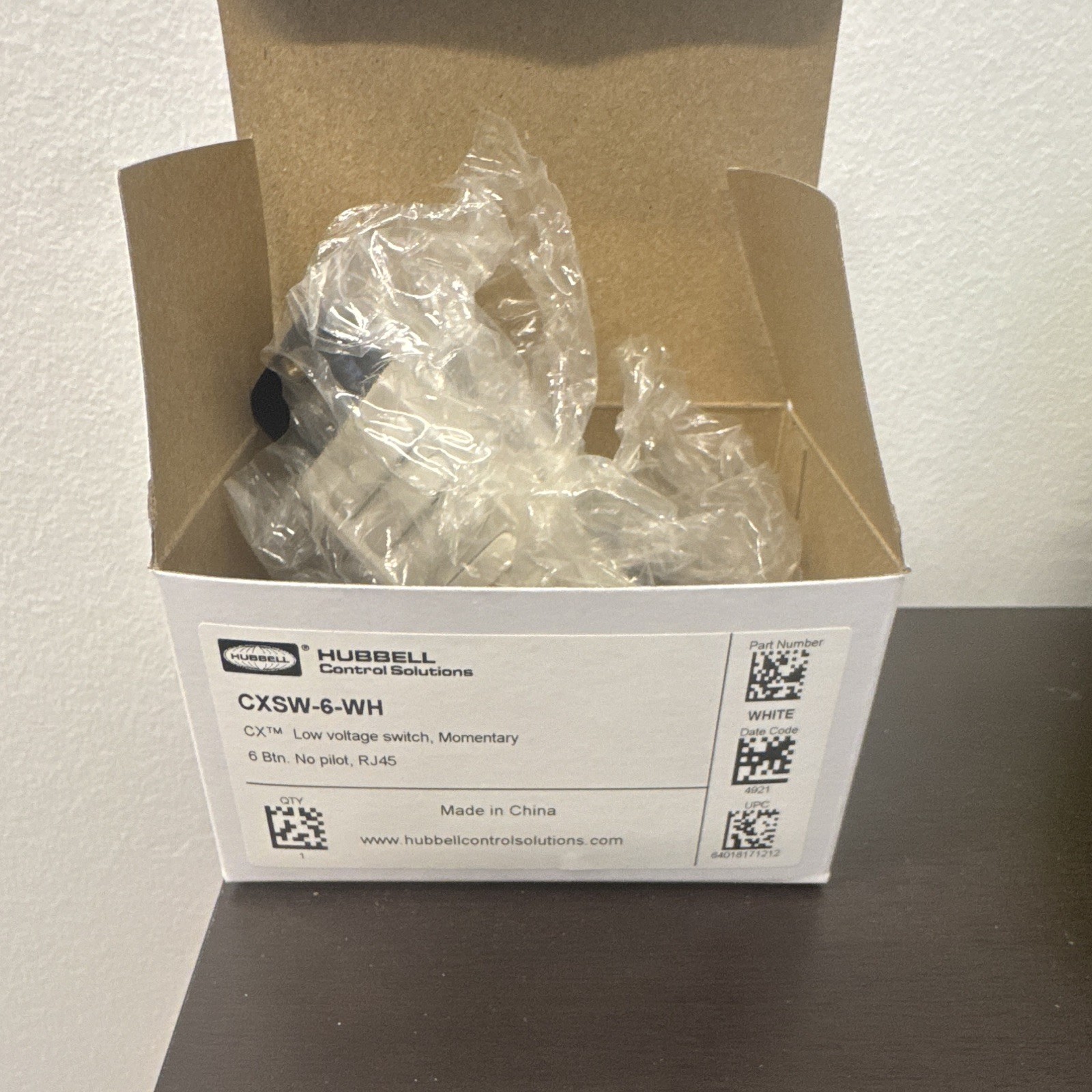 Hubbell Control Solutions CXSW-6-WH Low Voltage Momentary Push Button RJ45 White gallery