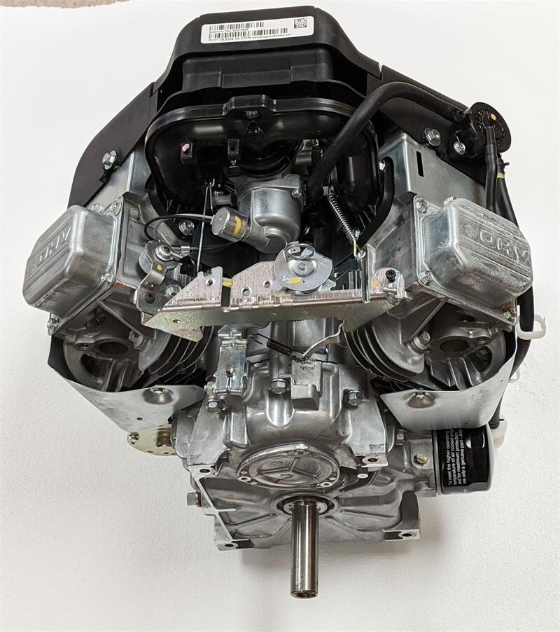 Briggs & Stratton 20 HP Intek 656cc 1" x 3-5/32" 9 amp Engine #40N777-0027 gallery
