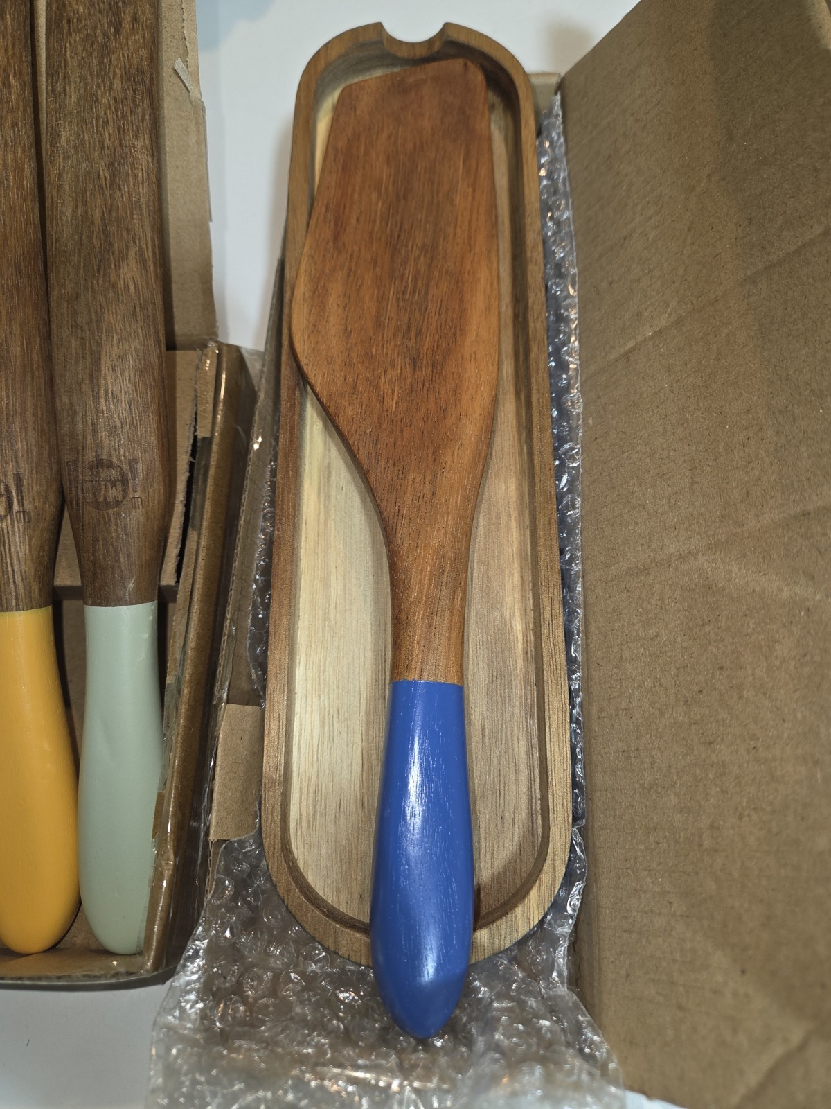 Mad Hungry® 7-PIECE ACACIA WOOD SPURTLE SET 1x Full Size 6x Skinny - Silicone gallery