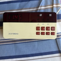 Vintage West Bend Triple Kitchen Timer and Clock #40001 tested and working