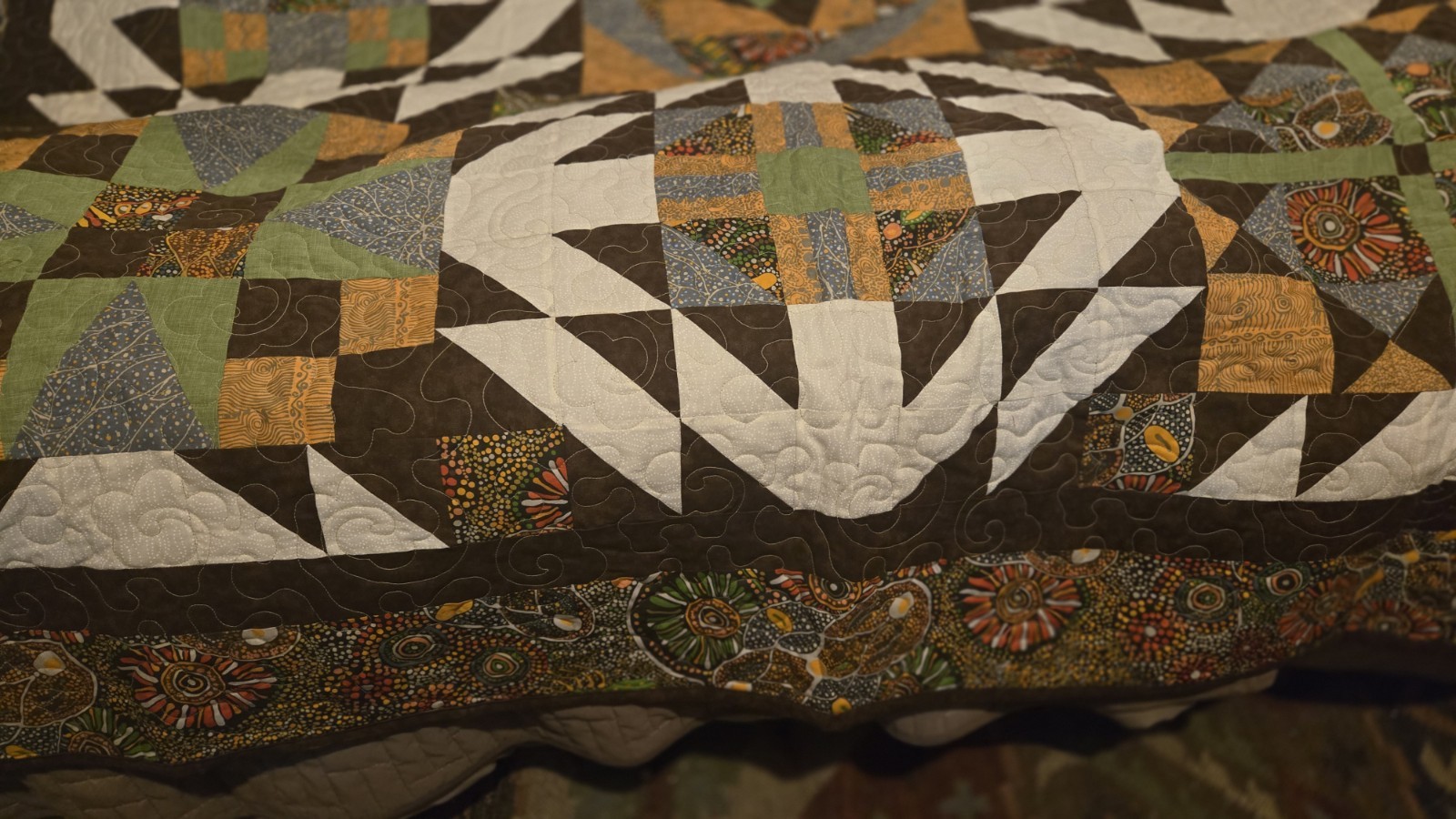 Handmade Patchwork grannycore cottagecore Geometric Cotton 72 x 72 in full size gallery