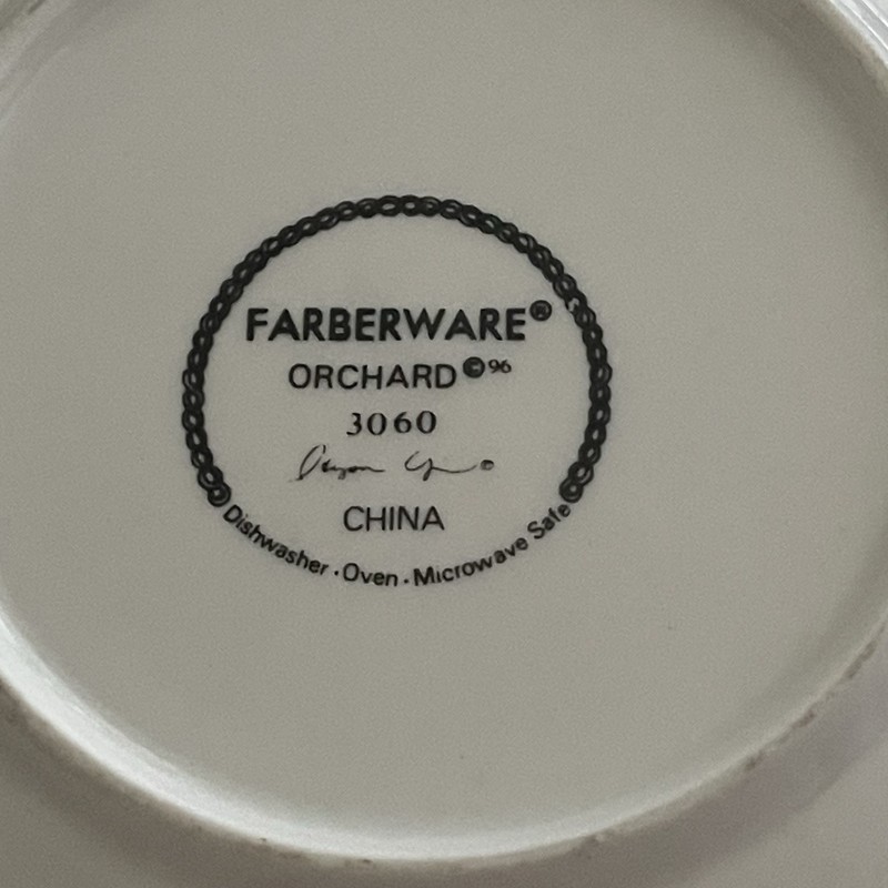 Farberware “Orchard” Stoneware #3060 Rim Soup Cereal Bowl 7 3/4” Fruit gallery