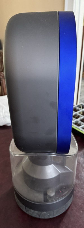 Dyson AM 10 Humidifier gallery