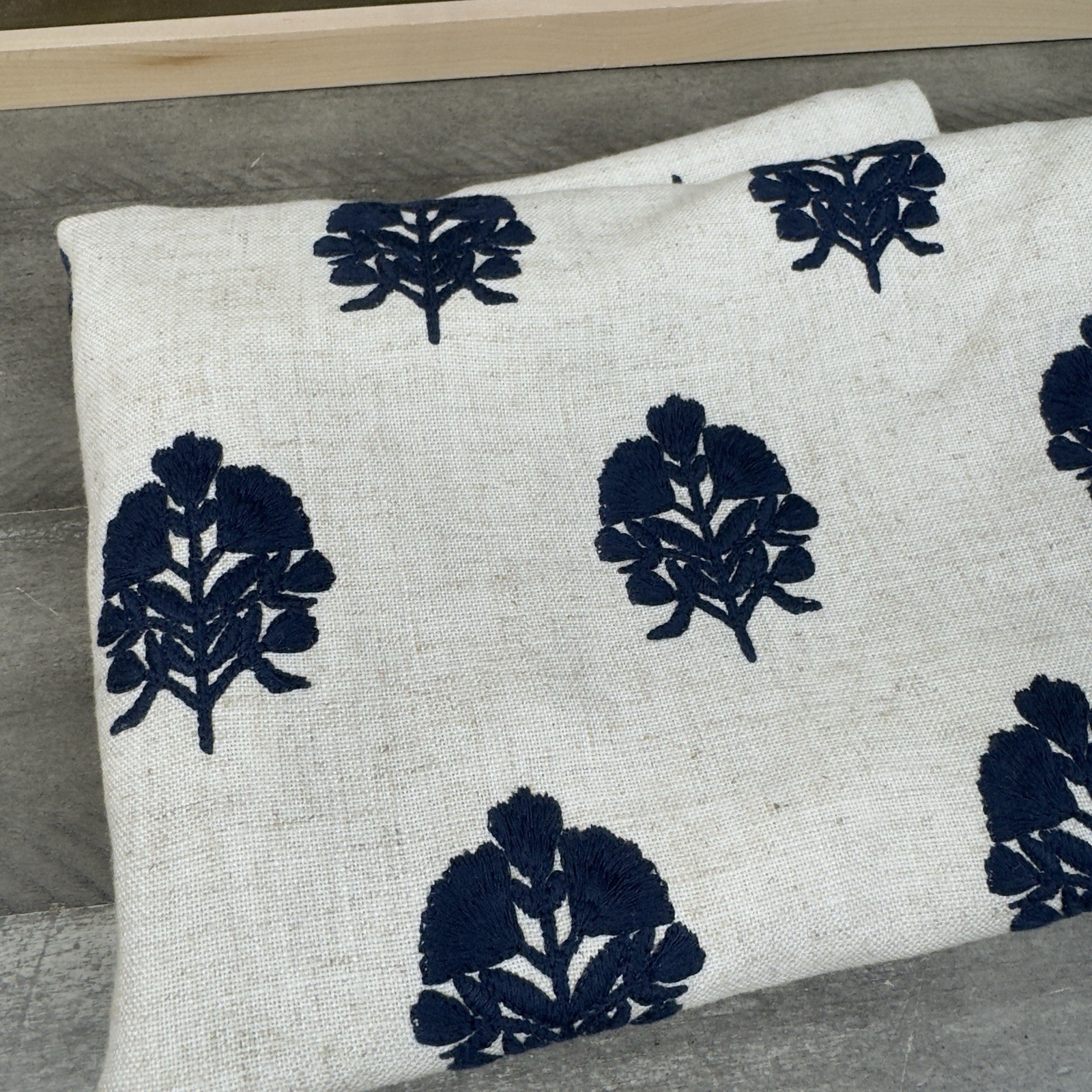 Pottery Barn Mila Embroidered Pillow Cover 20”x20” Natural Midnight Blue Flax OB gallery