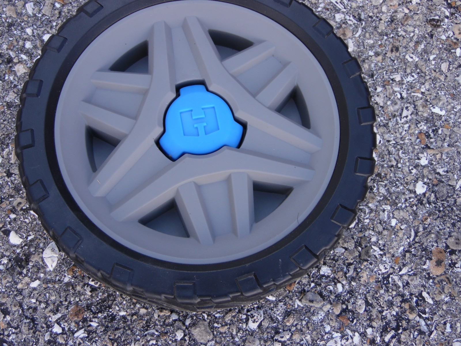 New 8" Front Wheel for HART 40V 20" Mowers Free US Shipping gallery