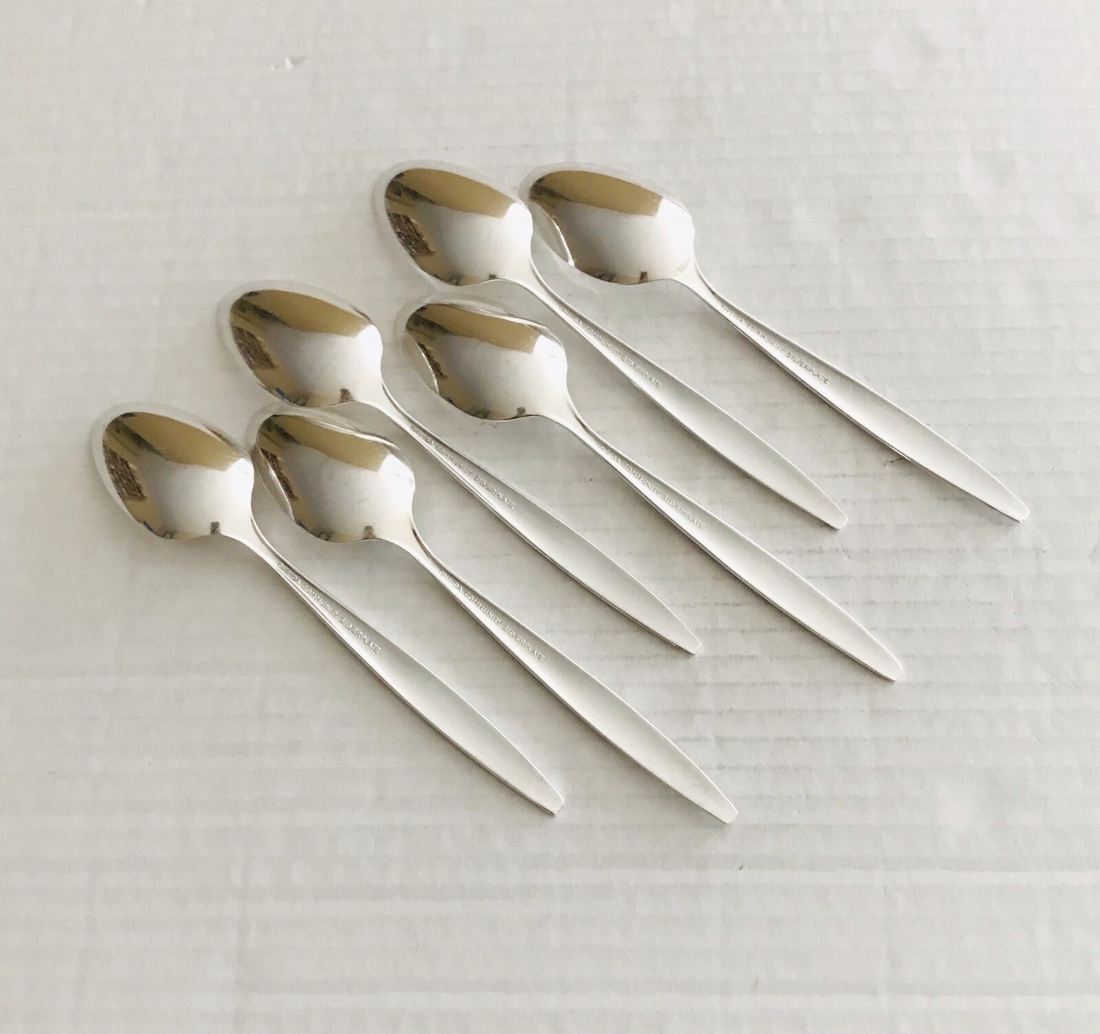 Oneida Community Silverplate Enchantment Gentle Rose 6 Teaspoons gallery