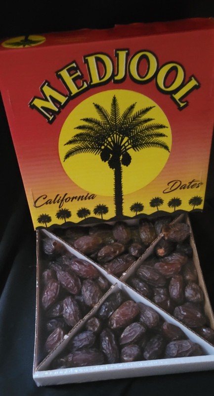 4.5 Lb Medjool Dates gallery