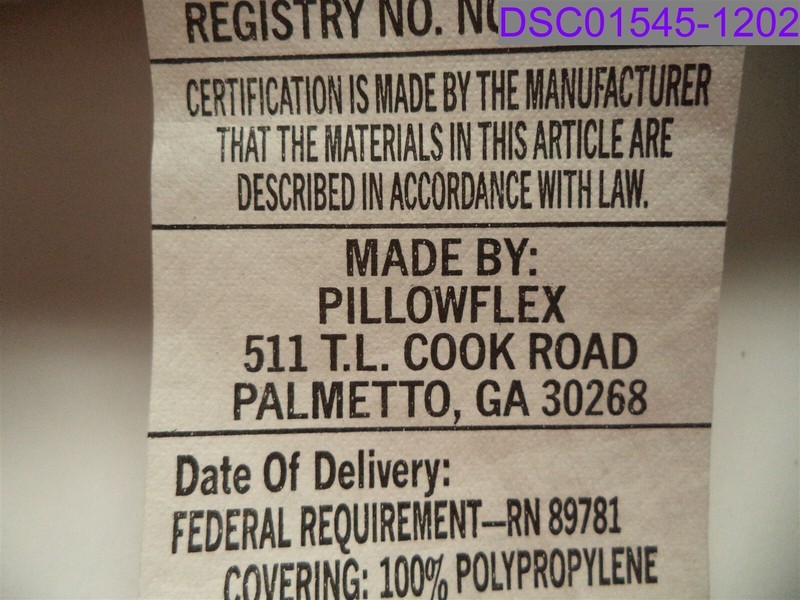 New w Marks From Handling Pillowflex 18" x 18" Foam Insert Square Pillow gallery