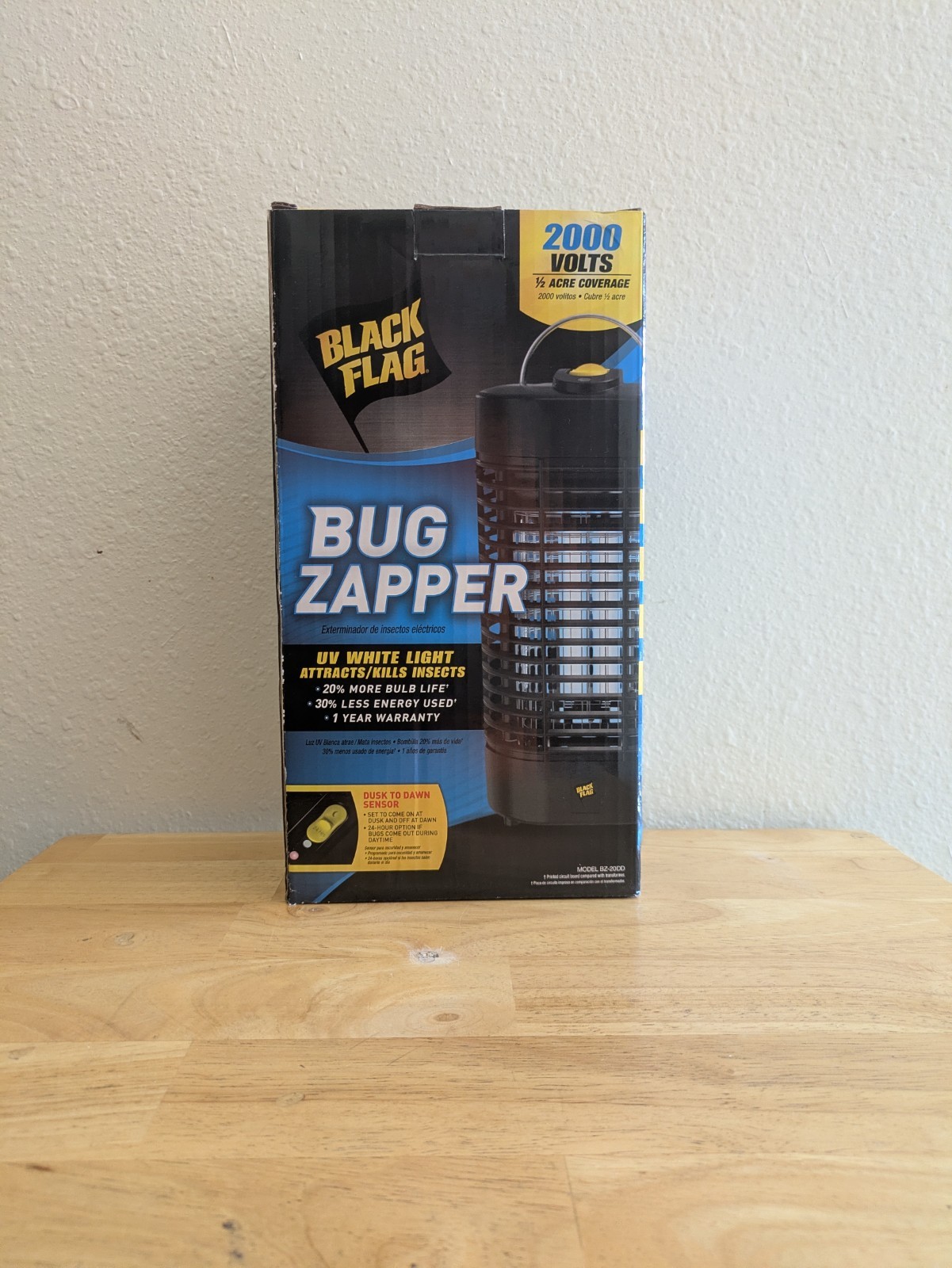 Black Flag 2000 Volt Electronic Insect Killer gallery