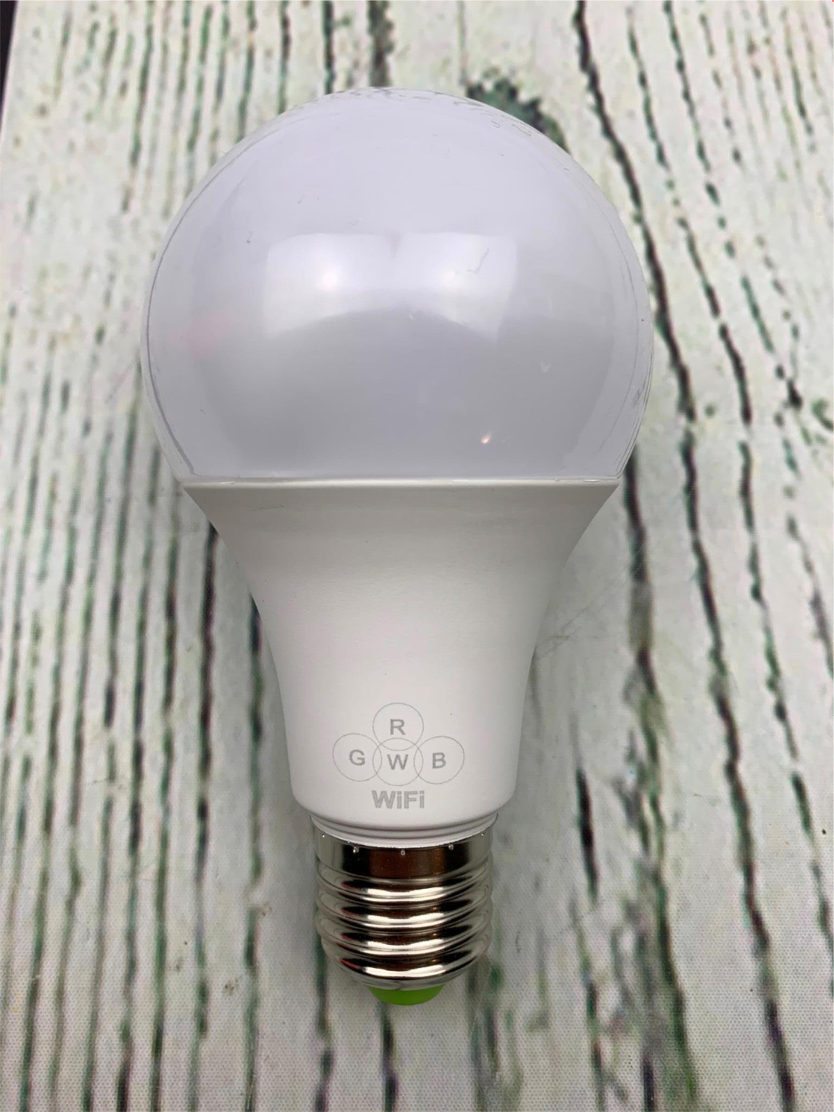 Smart WiFi Light Bulb No Hub Required Magic Hue A19 E26 6.5w gallery