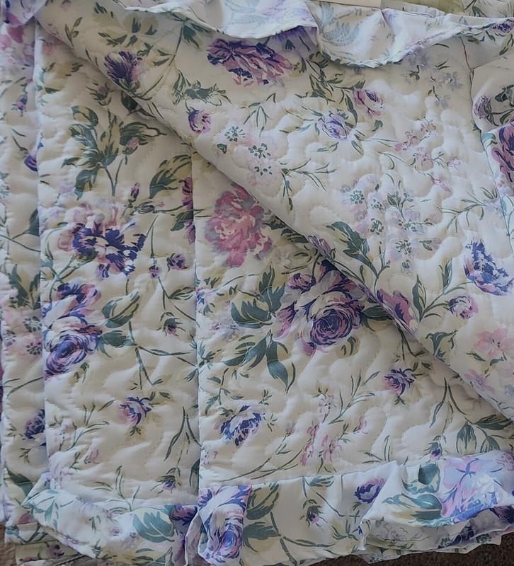 Shabby Chic, Reversible, Violet/Blue Floral, Ruffles QUEEN Quilt & Sham Set gallery