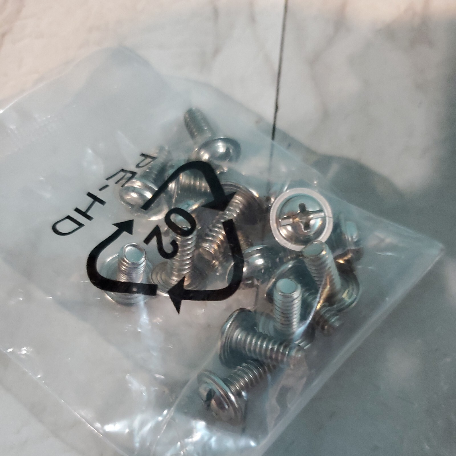 15 REPLACEMENT Fan Blade Screws for Home Decorators Ashby Park 52 in. New gallery