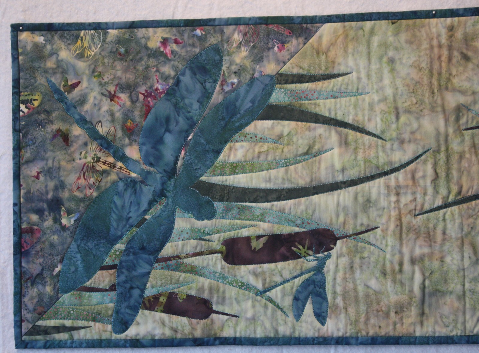 Table Runner " Dragonflies In The Reeds" 39 3/4" x 15 12" HANDCRAFTED NEW gallery