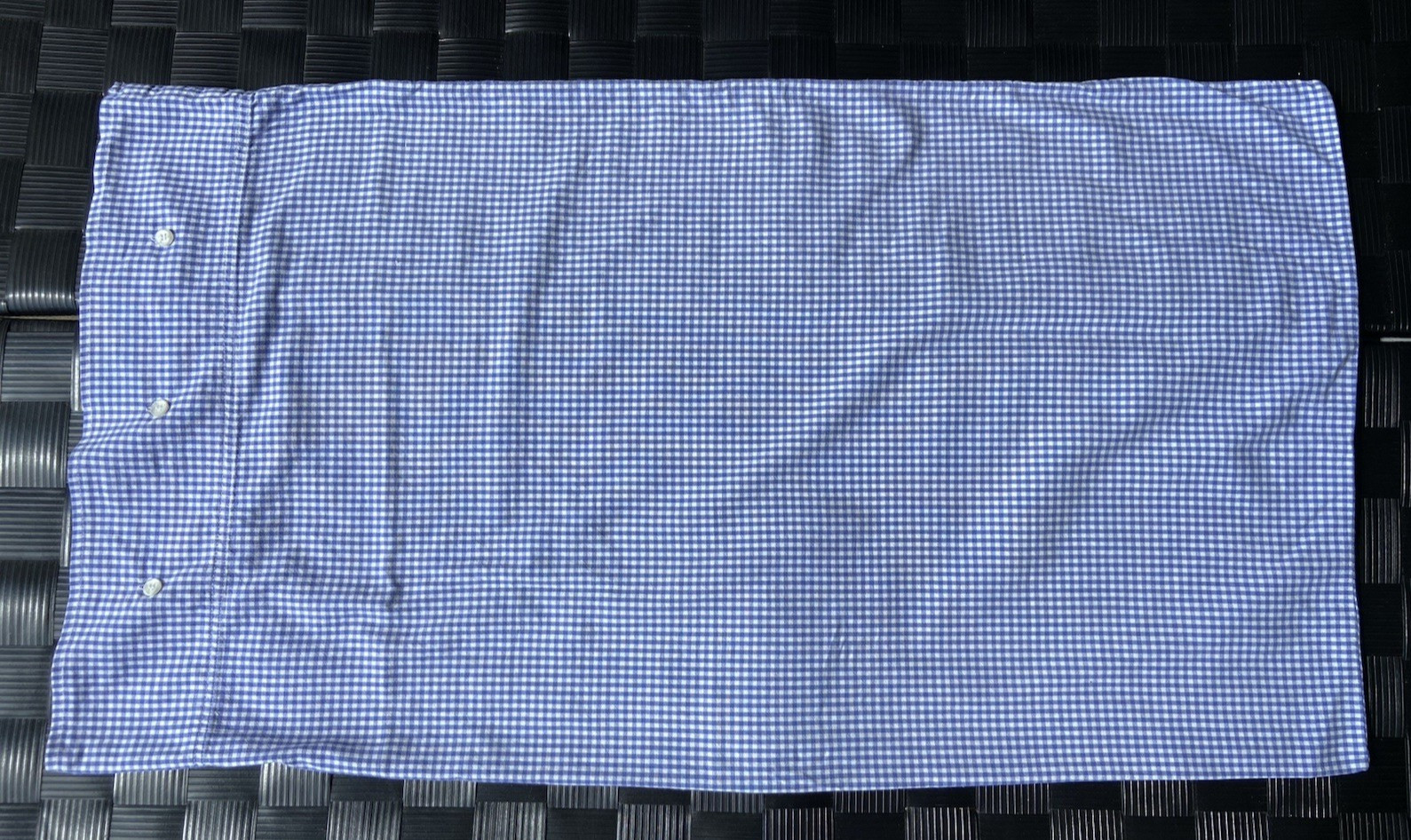 Blue White Gingham Check Std Pillowcases (2) with 3-Button Close~100% Cotton gallery