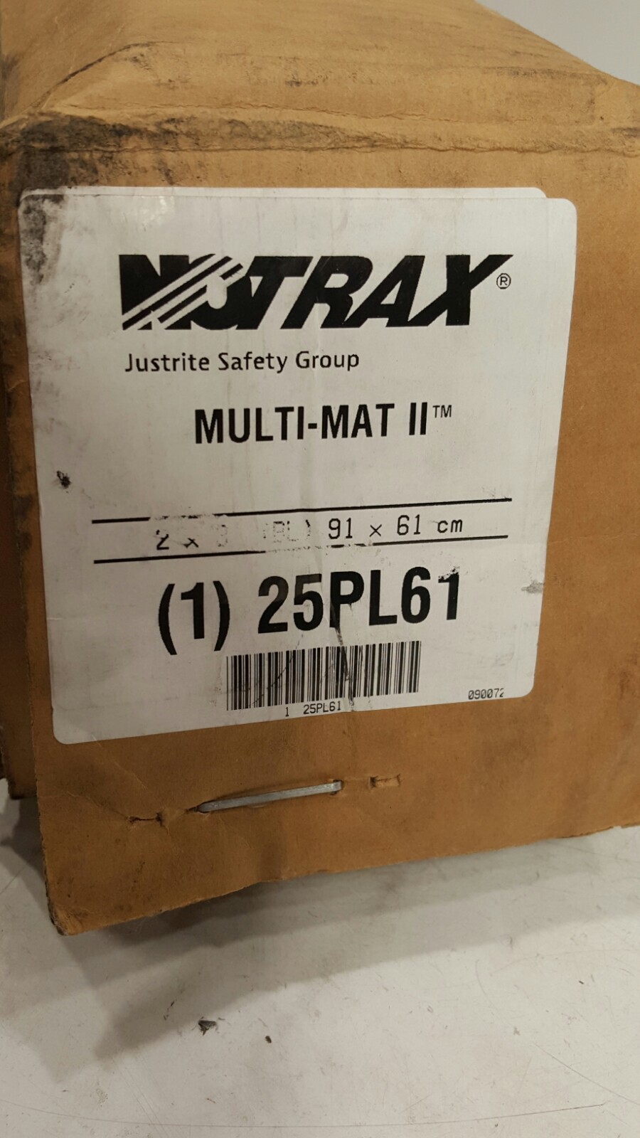 NoTrax Multi-Mat II Reversible Drainage Mat, 3' x 2', Black. 91 cm x 61 cm gallery