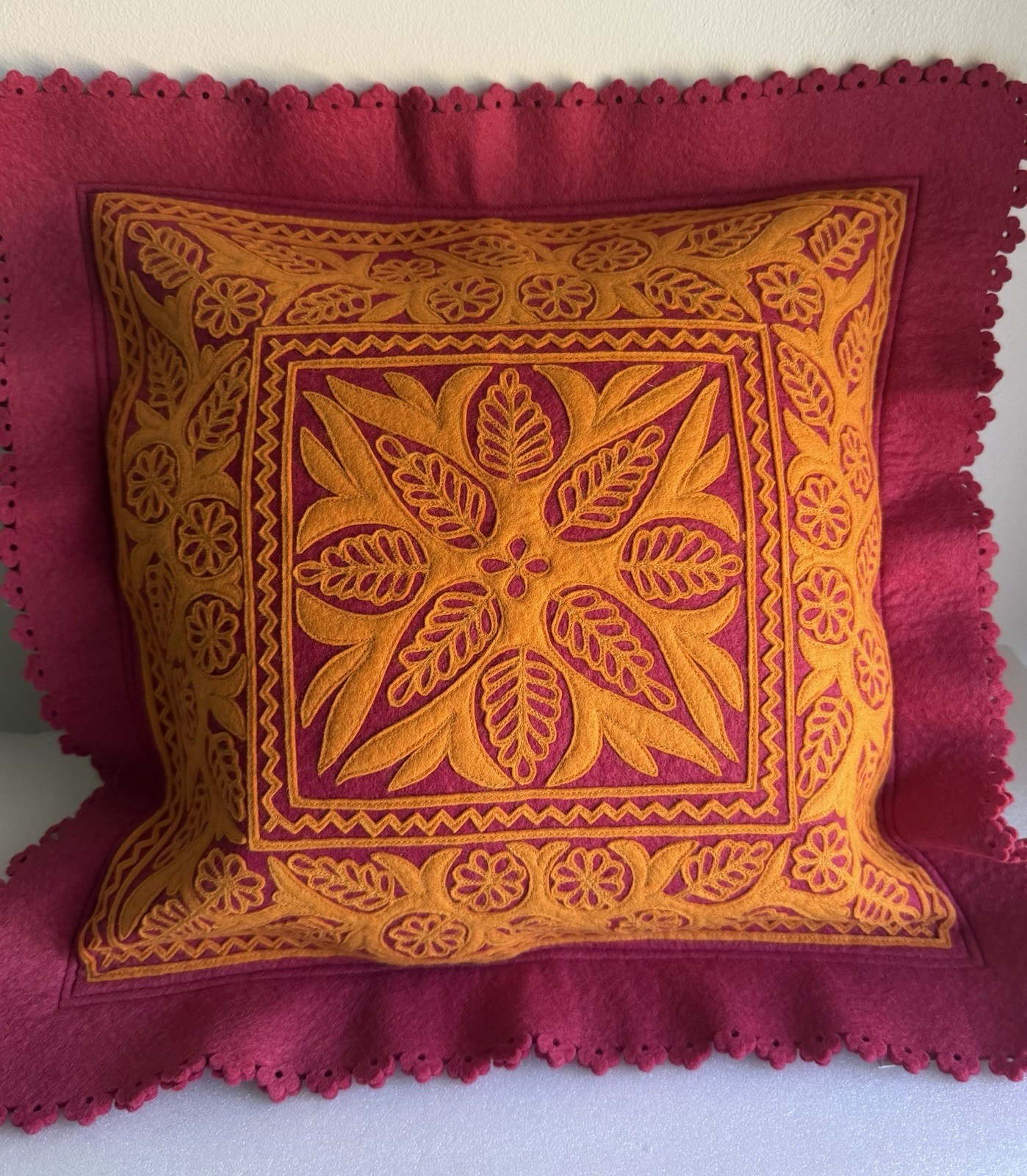 Sandor Hungary Retired NOS Fuchsia Red & Orange Folk Art Wool Pillow Cover 15x16 gallery
