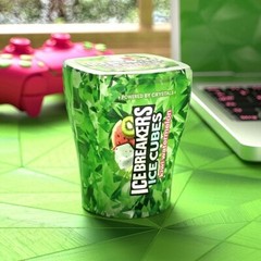 ICE BREAKERS Ice Cubes Kiwi Watermelon Chewing Gum 40 pieces ( Pack of 3 )