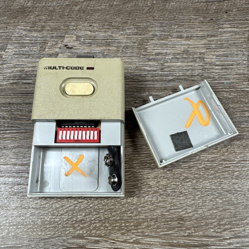 3089 Multi-Code 308911 OEM Linear MCS308911 300mhz 1 Button Remote gallery