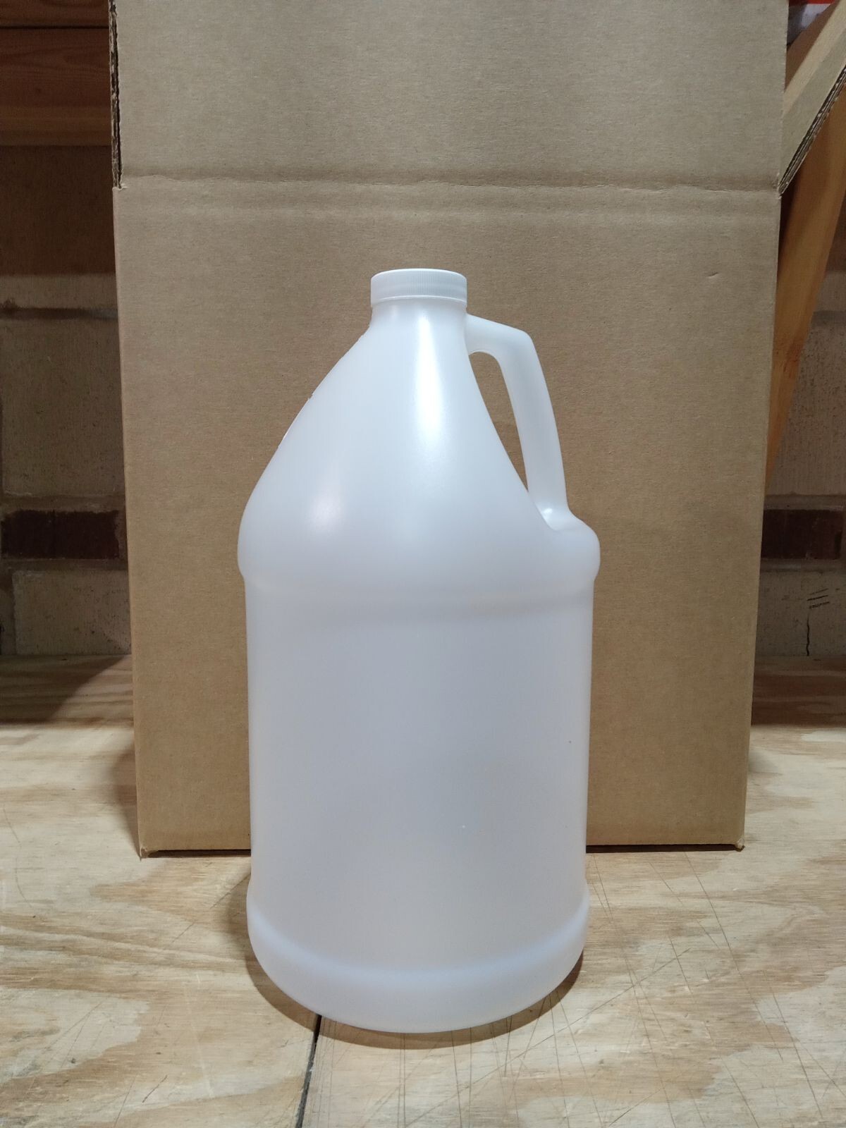 1 Gallon Plastic Jug, Screw-On Cap, Reuseable, HDPE Plastic (4 PACK) gallery