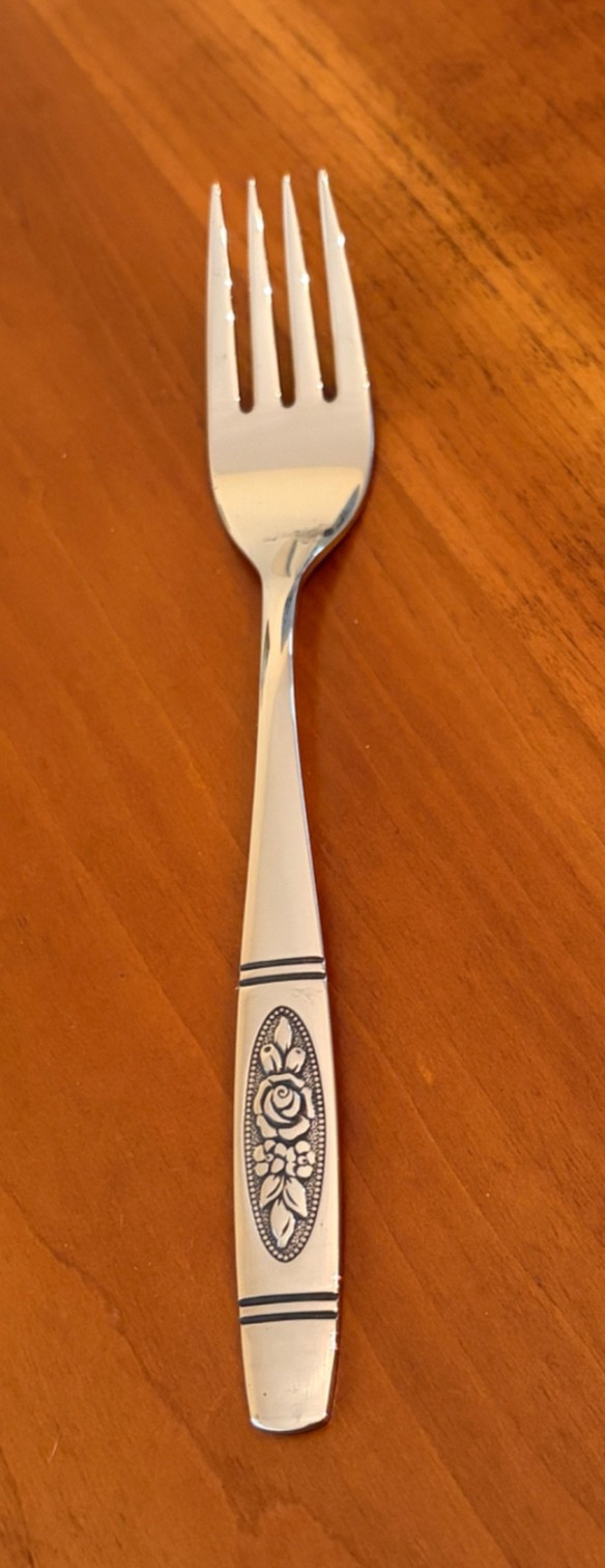 Oneida ROSE PENDANT Distinction Deluxe Stainless Flatware - Choice gallery